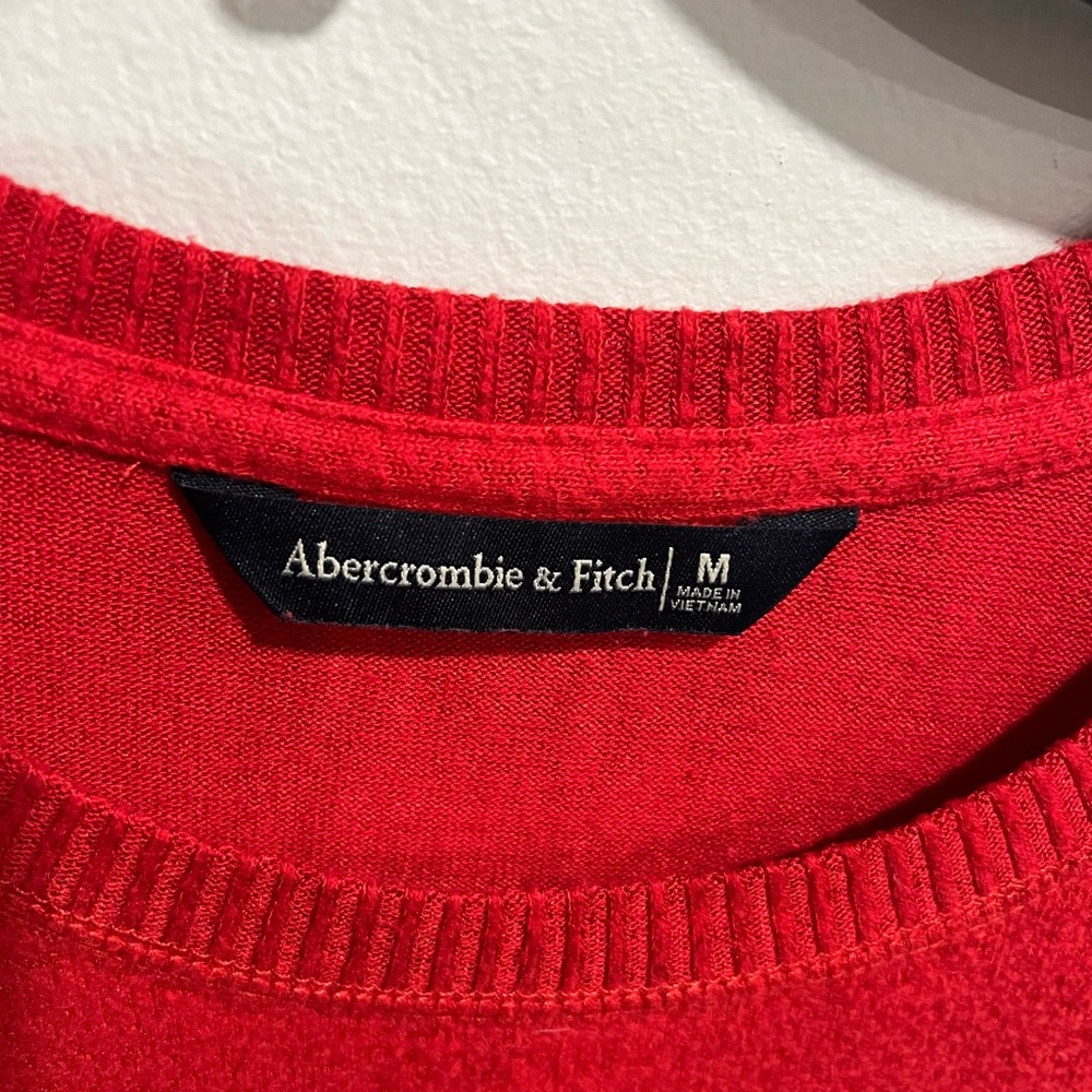 Abercrombie & Fitch Women’s Crewneck Knit Star Sweater - Picture 4 of 5